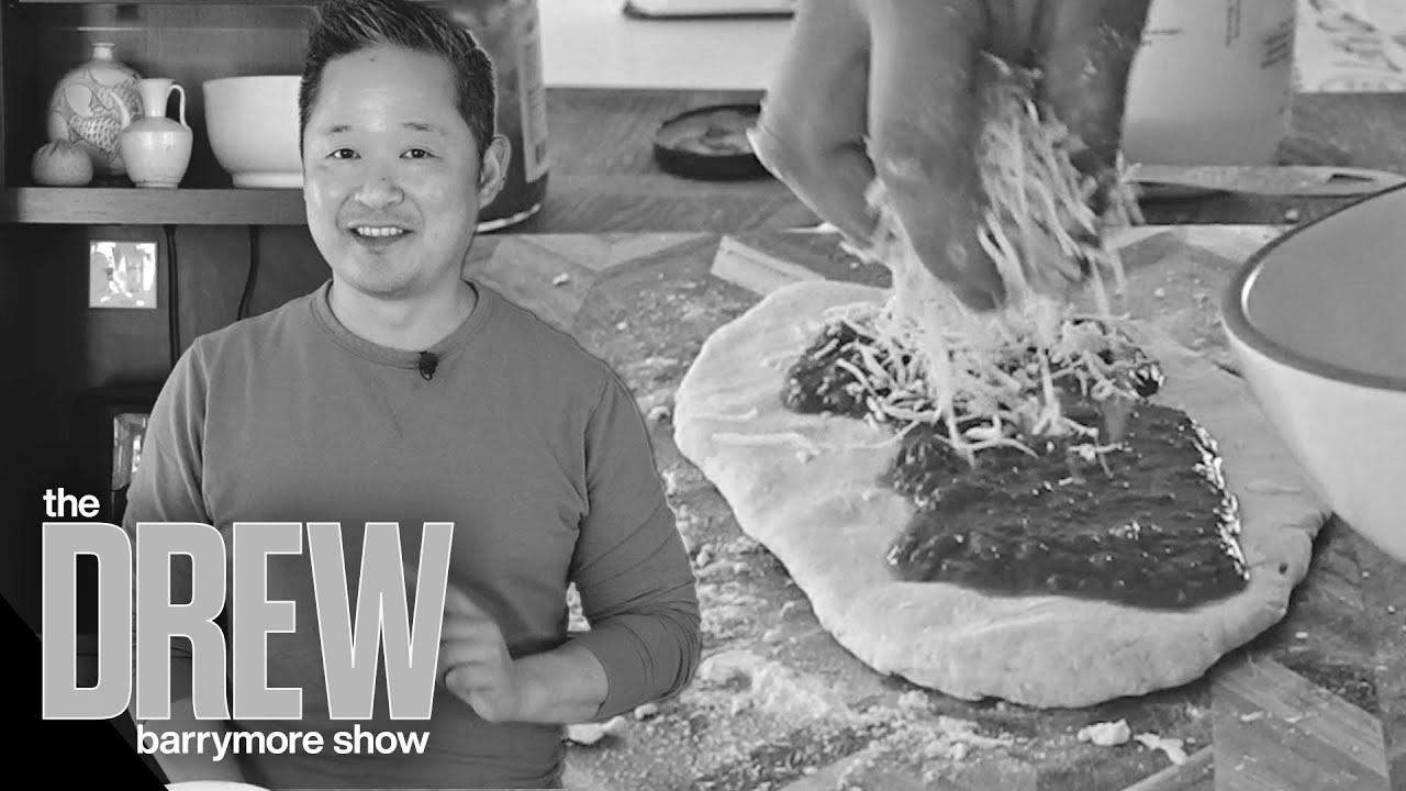 Danny Seo Shows How Easy It Is to Make 2-Ingredient Pizza Dough |  Do Simply One Factor