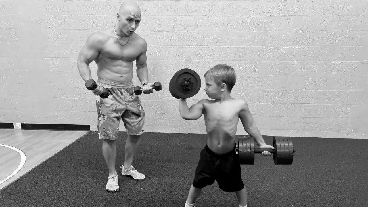 The way to develop into STRONG?!  5 Yr Old Boy Lifts Heavy Weights